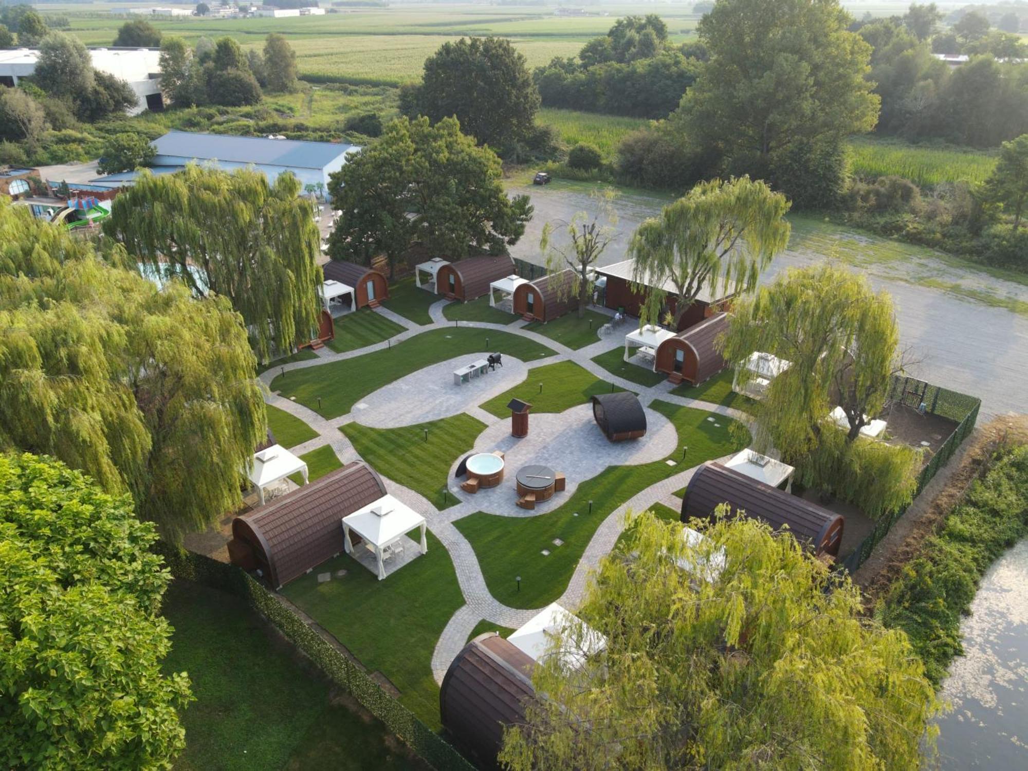 Vicolungo Glamour Lodge & Spa - Free Spa Hot Tub E Sauna Bagian luar foto