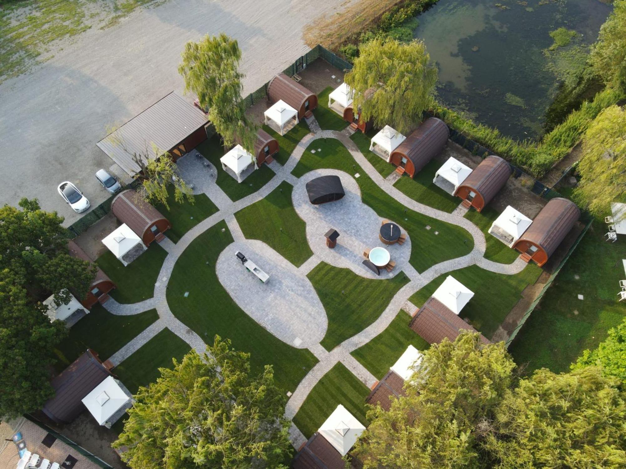 Vicolungo Glamour Lodge & Spa - Free Spa Hot Tub E Sauna Bagian luar foto