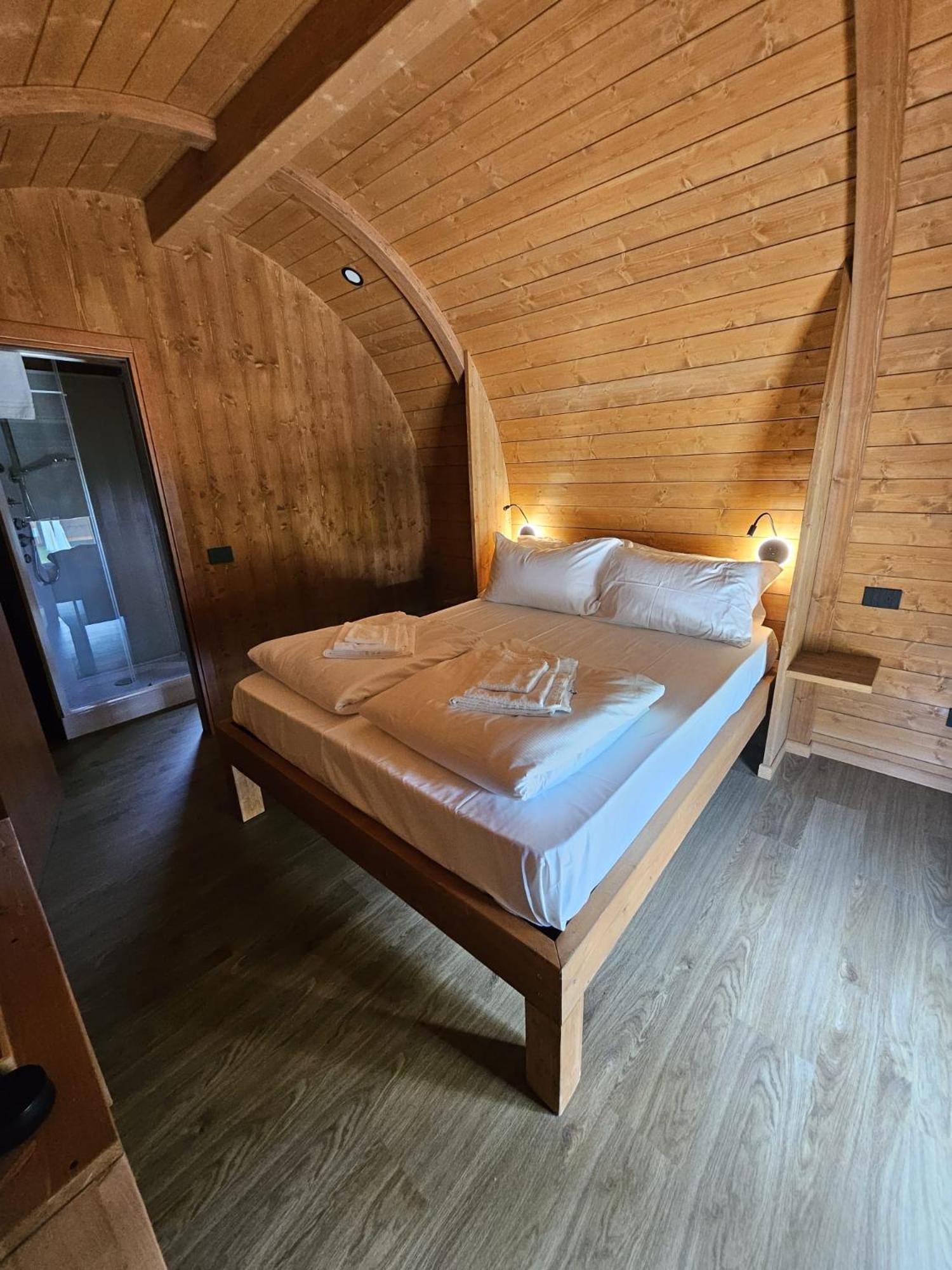 Vicolungo Glamour Lodge & Spa - Free Spa Hot Tub E Sauna Bagian luar foto