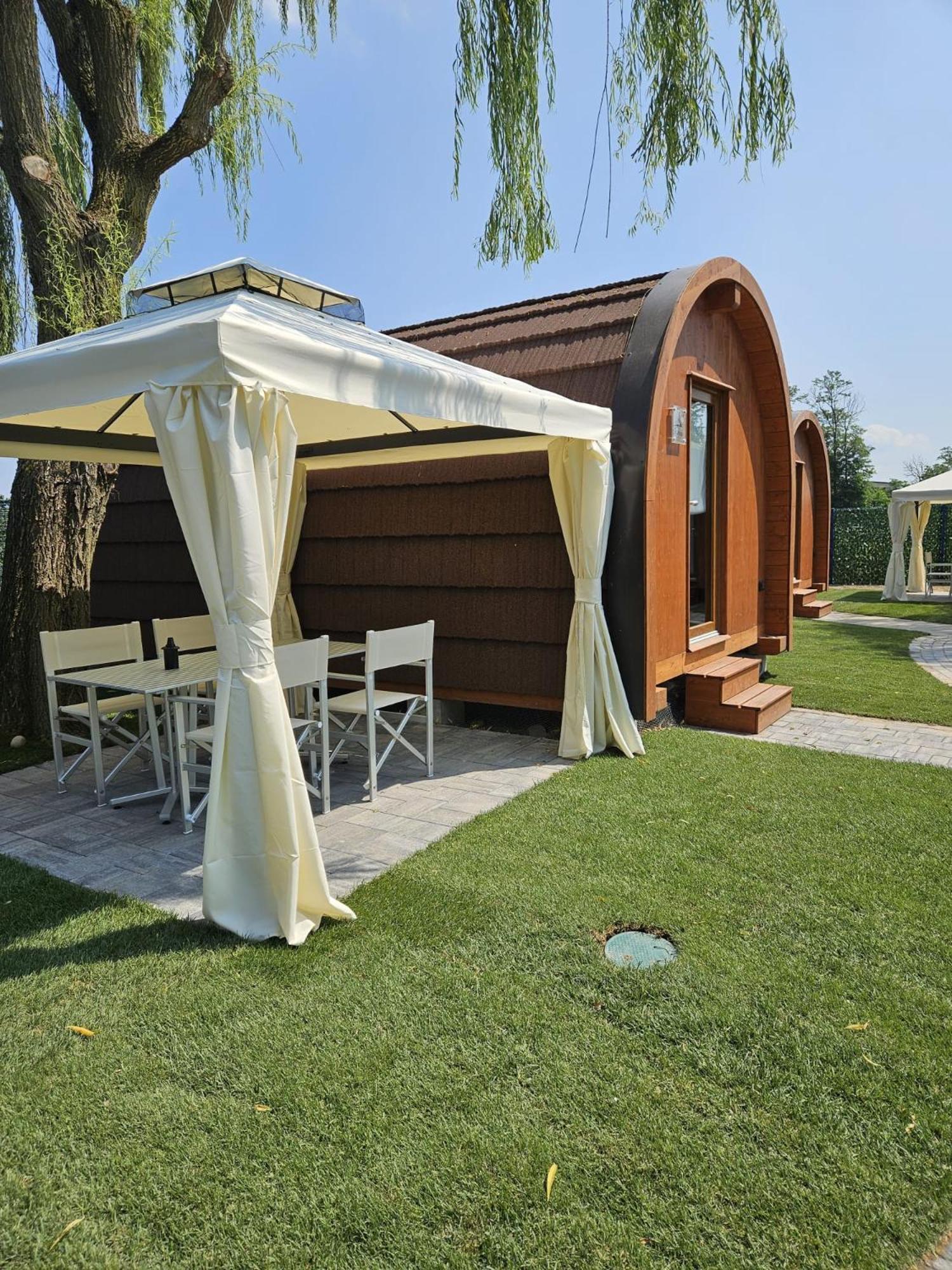 Vicolungo Glamour Lodge & Spa - Free Spa Hot Tub E Sauna Bagian luar foto