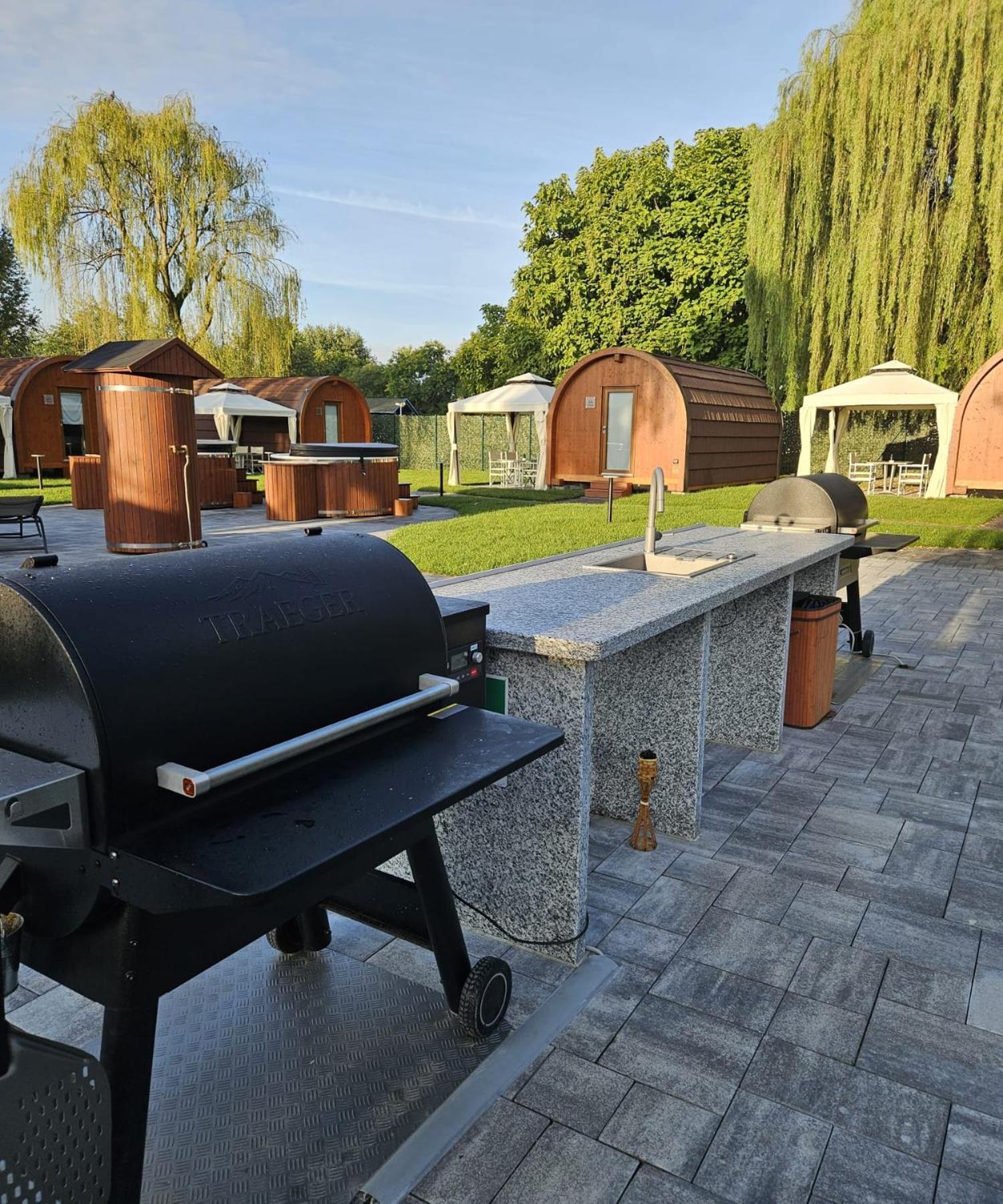 Vicolungo Glamour Lodge & Spa - Free Spa Hot Tub E Sauna Bagian luar foto